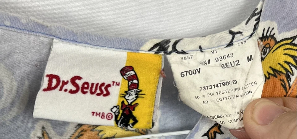 Vintage Cat In The Hat by Dr Seuss Nurse Scrubs Top Cotton Size Medium - Image 3 of 3