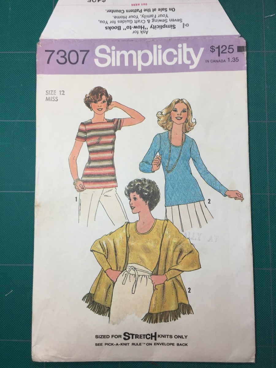 Vintage 1970s T-shirt Pattern Scoop Neck Square Neck Simplicity
