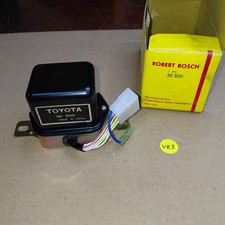 Bosch Voltage Regulator 30 500
