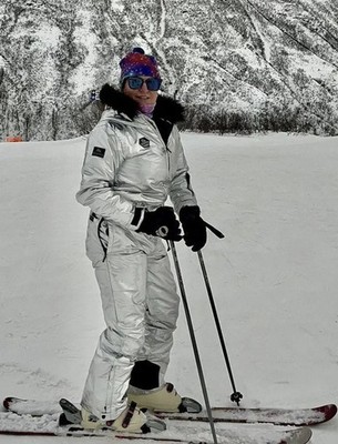 Tipsy Elves Woman Silver Bullet One piece Snowsuit Bibs Ski suit Large MSRP $299