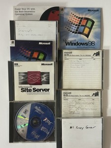 Lot of Vintage Computer Discs ~ Games & Software~ StarCraft, Proxy Server, Linux