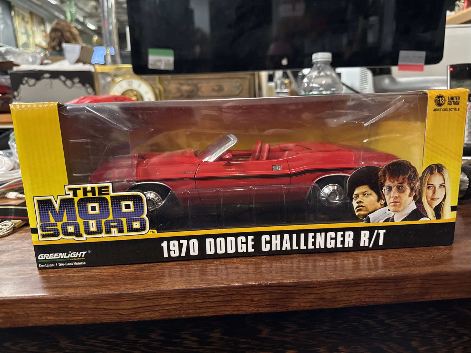Greenlight Dodge Challenger R t Cabriolet 1970 The Mod Squad 1:18 13565