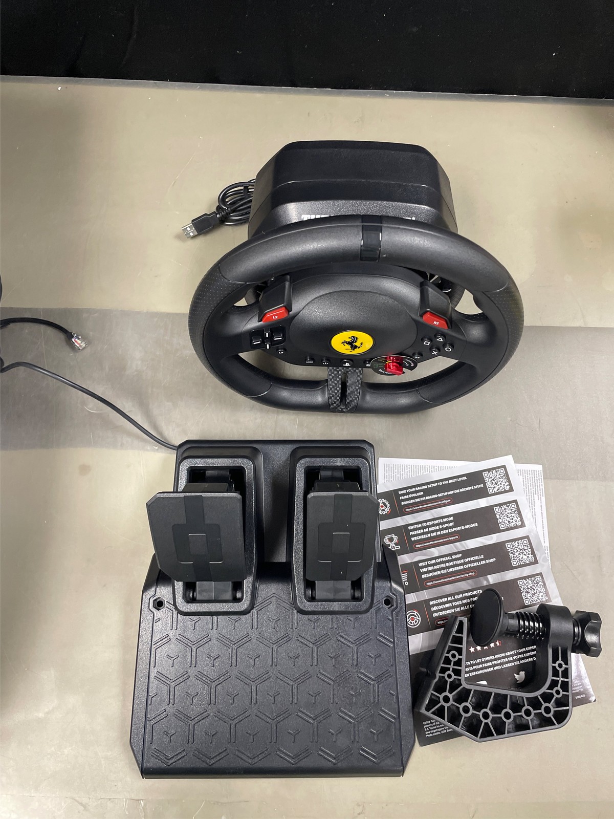 Thrustmaster T98 P Ferrari 296 GTB - Playstation 5