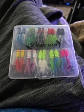 Dovesun Crappie Jigs, Jig Heads with Feather Hand-tied Marabou 20 pcs Fishing