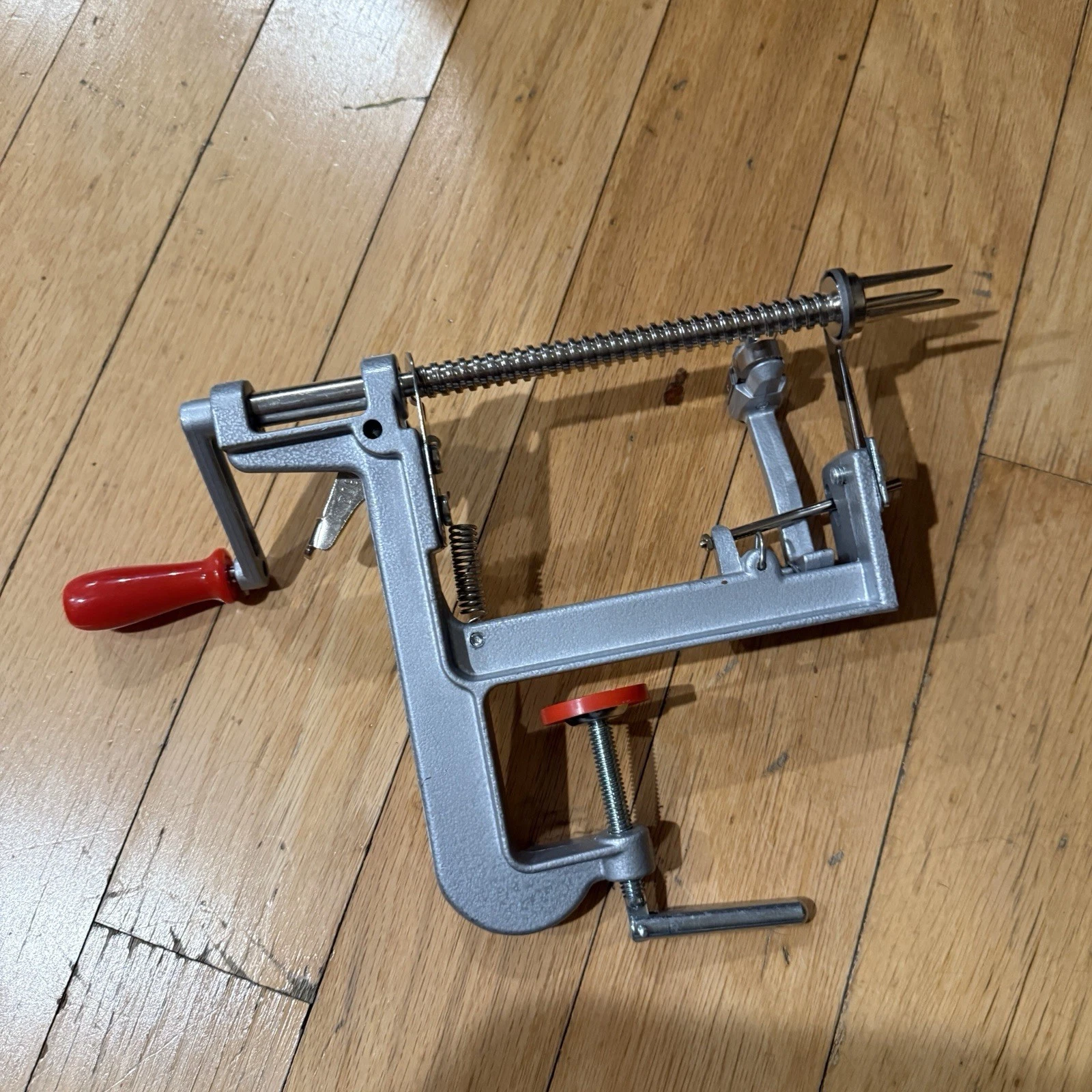 Discontinued Pampered Chef Apple Peeler Corer Slicer #2430
Opens in a new window or tab