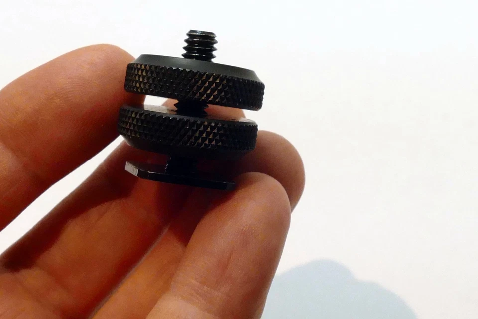 Cold Shoe Flash accessory shoe Adapter for bracket for the camera 1/4" - Image 3 of 4