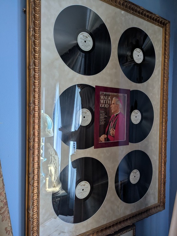 Archbishop Fulton Sheen Signed One Of A Kind 7 Signature Records Museum Framed