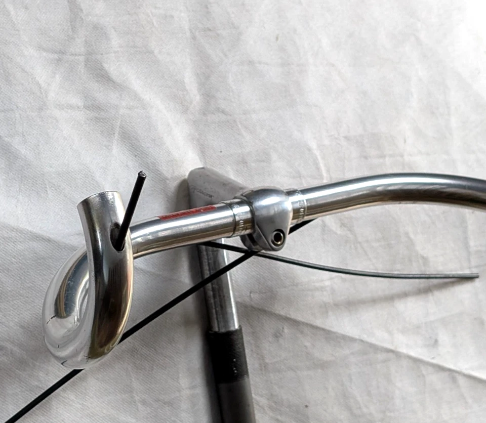 Nitto 42cm AERODYNAMICS Bullhorn Handlebar 26.0mm Road Bike aluminum w/stem - Image 4 of 4