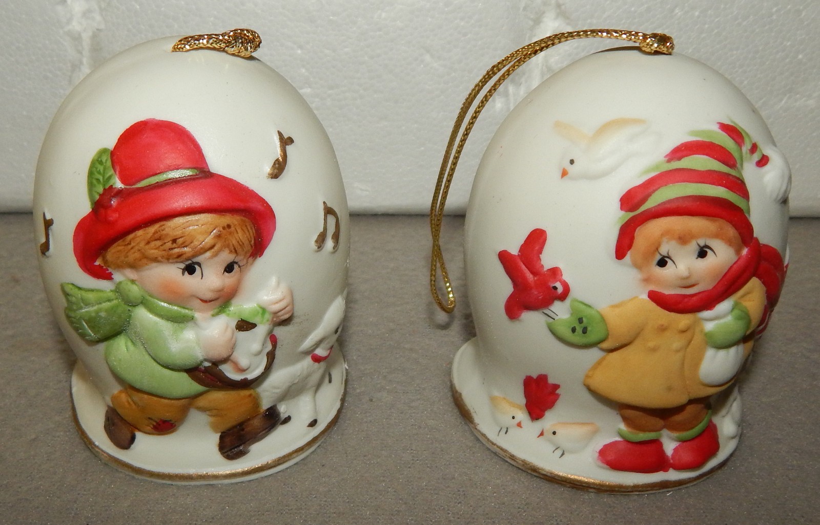 Vintage Christmas Chimes, Set of 12 Jasco Bisque Porcelain 1980 (3" tall} New