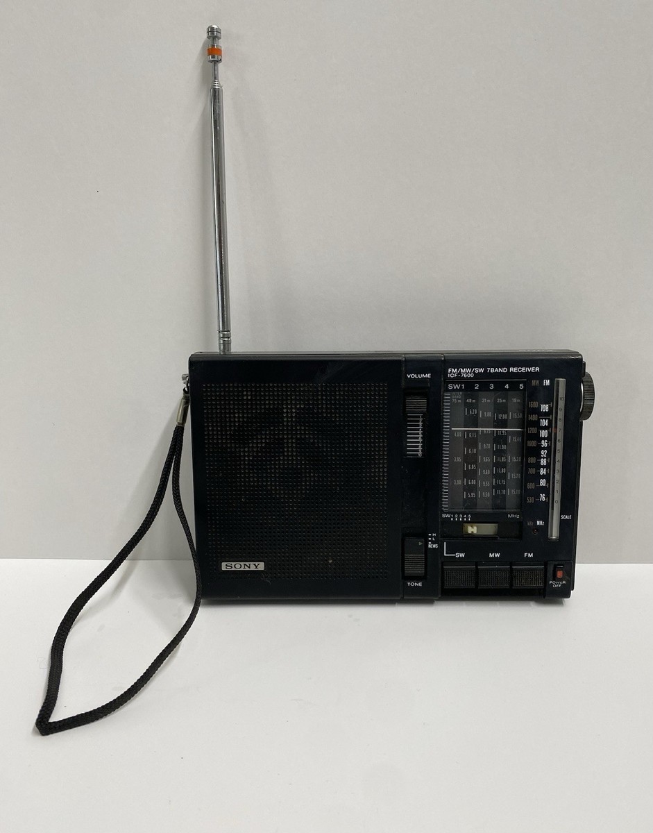 VINTAGE Sony Radio ICF-7600 7 Band RECEIVER FM / MW / SW Tested