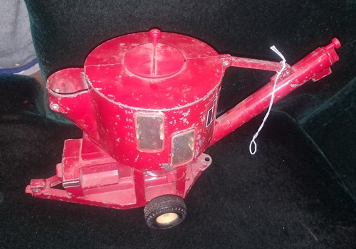 Vtg ERTL International IH Feed Grinder Mixer Mill 1/16 Farm Toy - Picture 3 of 6