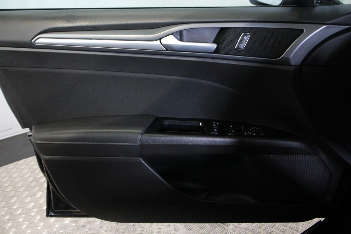 Ford Mondeo 2,0 TDCi 180 Titanium