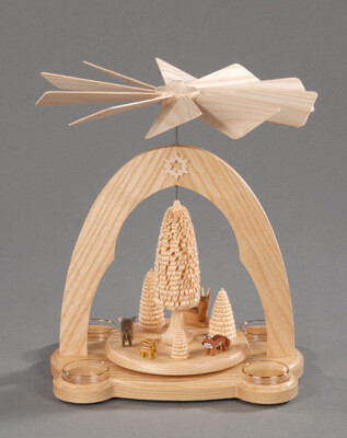 Natural Animals Forest Tealight Pyramid - Single Tier