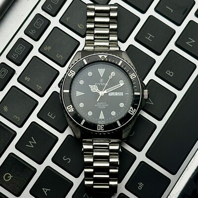 Vintage Cyma Diver 200m Submarine Quartz Men's Watch 9111 | eBay