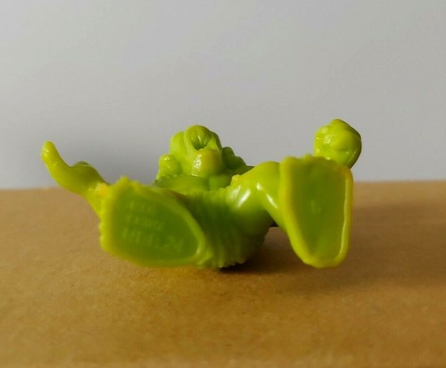 Monster In My Pocket WINDIGO # 24 Light Olive Green Series 1 MIMP 1990 - Picture 7 of 7