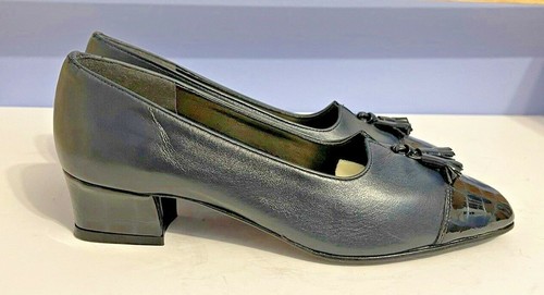California Magdesians Women's Navy Blue Leather Gator Tassel Shoes Size 7.5M - Picture 4 of 6