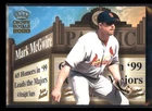 2000 Pacific Crown Royale Mark McGwire #22 Feature Attractions