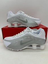 Nike Shox R4 Youth Size 4 Women's Size 5.5 White Grey Athletic Shoes CW2626 101