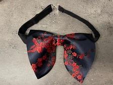 Handmade Oversized Black/Red FloraL Satin Bow tie Vintage style Wedding Prom