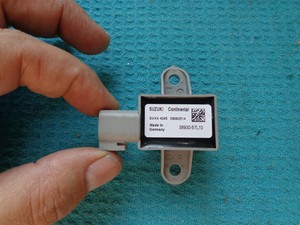 Suzuki Kizashi Oem Side Airbag Air Bag Srs Crash Impact Sensor 330 57l10 Ebay