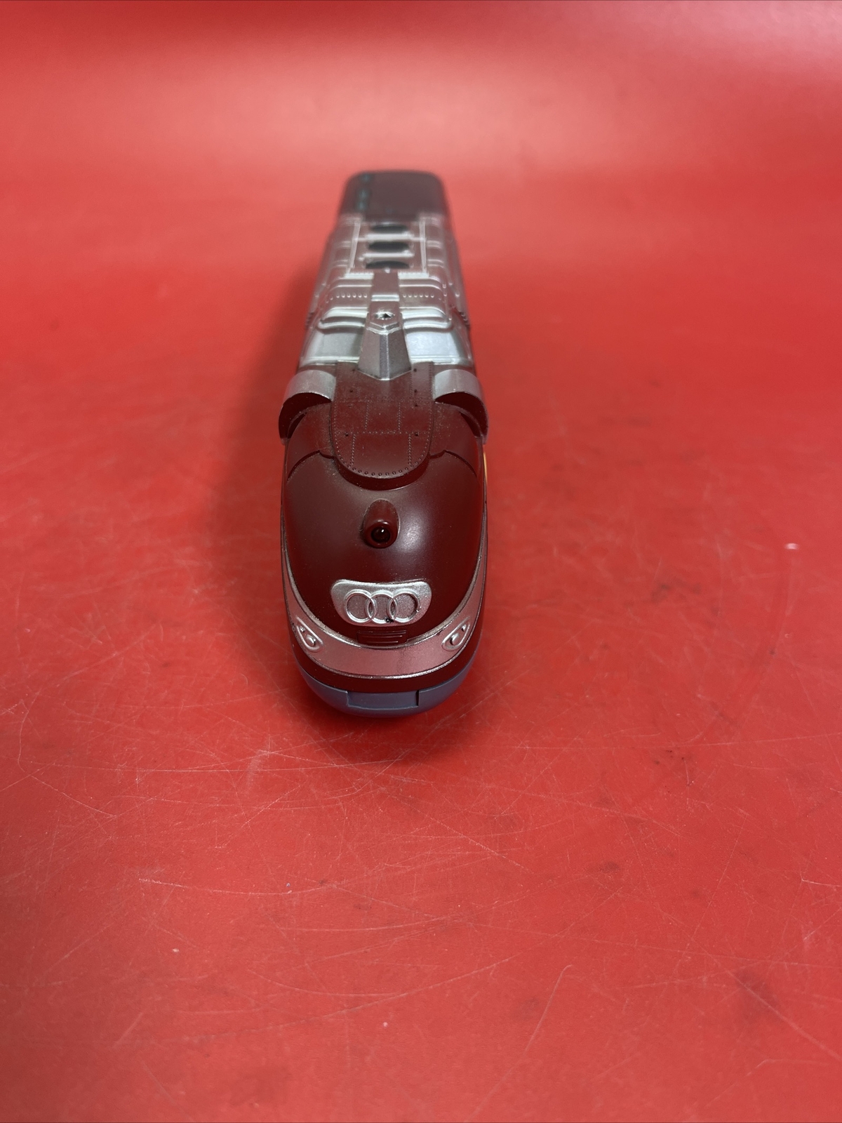 Vintage Battery-powered toy train engine with carriage Wow Toyz