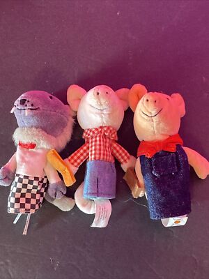 Big Bad Wolf And Two Pigs Hand Puppettos