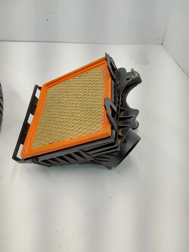 Dodge Caravan 2008-2010 caja limpiadora de admisión de aire tapa superior e inferior OEM 510 Foto 3 de 4