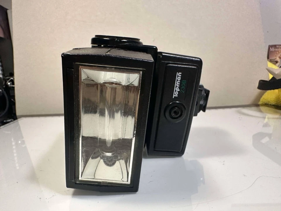 1980's Topman 230B camera flash made in japan (suitable for SLR) Tested &Working - Image 2 of 4