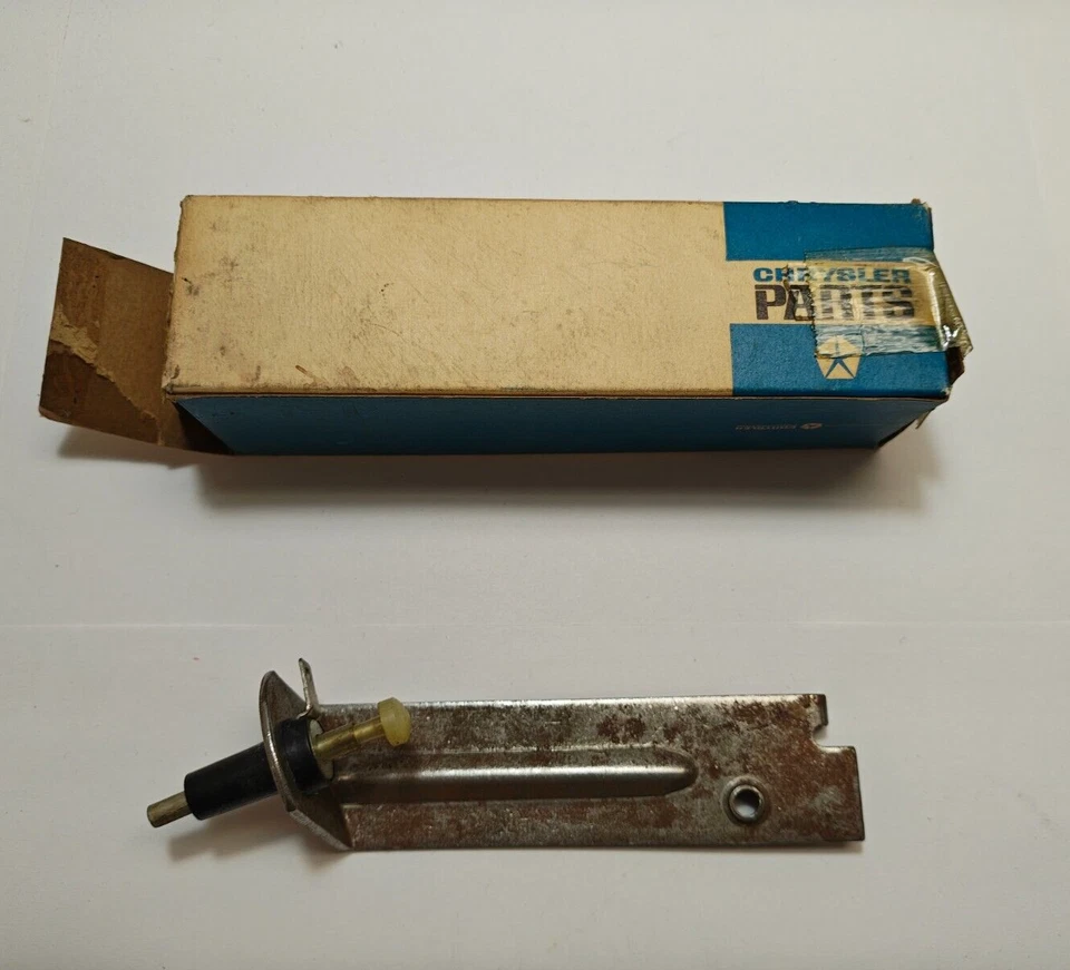 1965-1966 Dodge Chrysler Plymouth Manual Brake Light Lamp Switch 2496160 NOS - Image 3 of 4