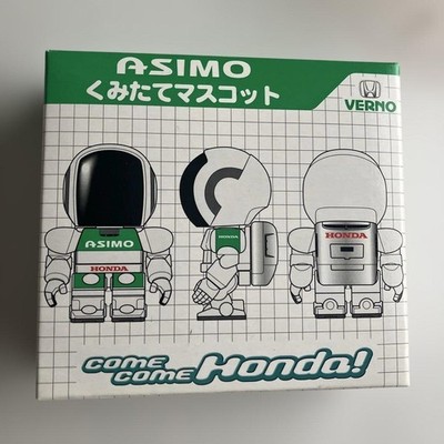 [Not for sale] HONDA ASIMO freshly assembled mascot