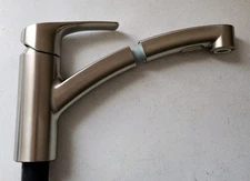 Grohe 30306DC1 Eurosmart 1.75 GPM Single Hole Pull Out Kitchen Faucet