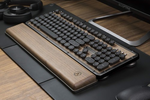 AZIO Retro Classic Palm Rest - Afbeelding 3 van 5