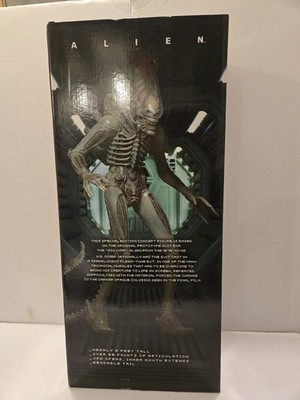 NECA Aliens Xenomorph Translucent Prototype Suit 22