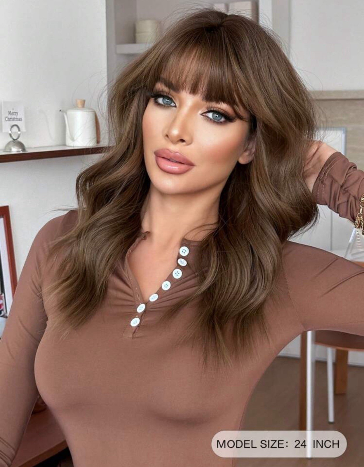 Perruque courte bouclée femme brune wig synthétique frange naturelle lot 4 bonnets inclus