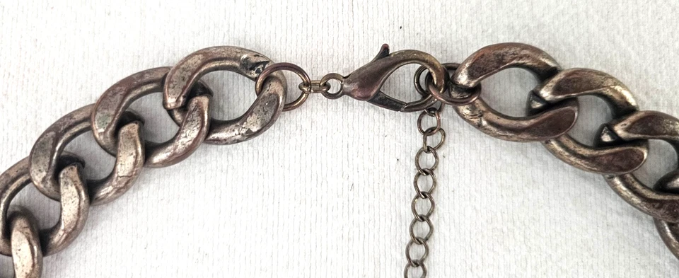 COLLAR ZARA VINTAGE 24" HIERRO Y MAXI PERLAS DE IMITACIÓN Foto 3 de 4