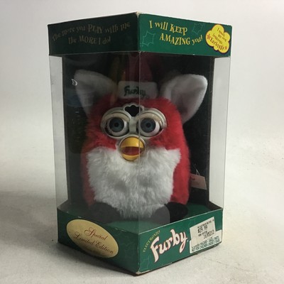 Vintage Christmas Santa Furby Special Limited Edition NIB 1999 70-885 Blue Eyes