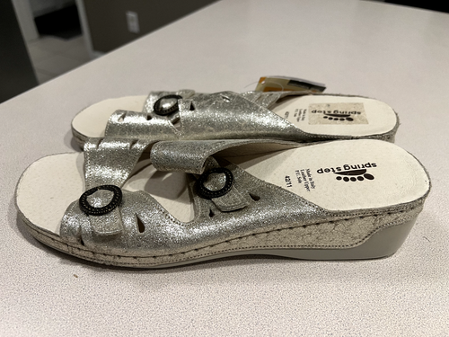 SPRING STEP Women's Gold Metallic Leather Slide Sandals SWize 42 (NWT) - Picture 2 of 4