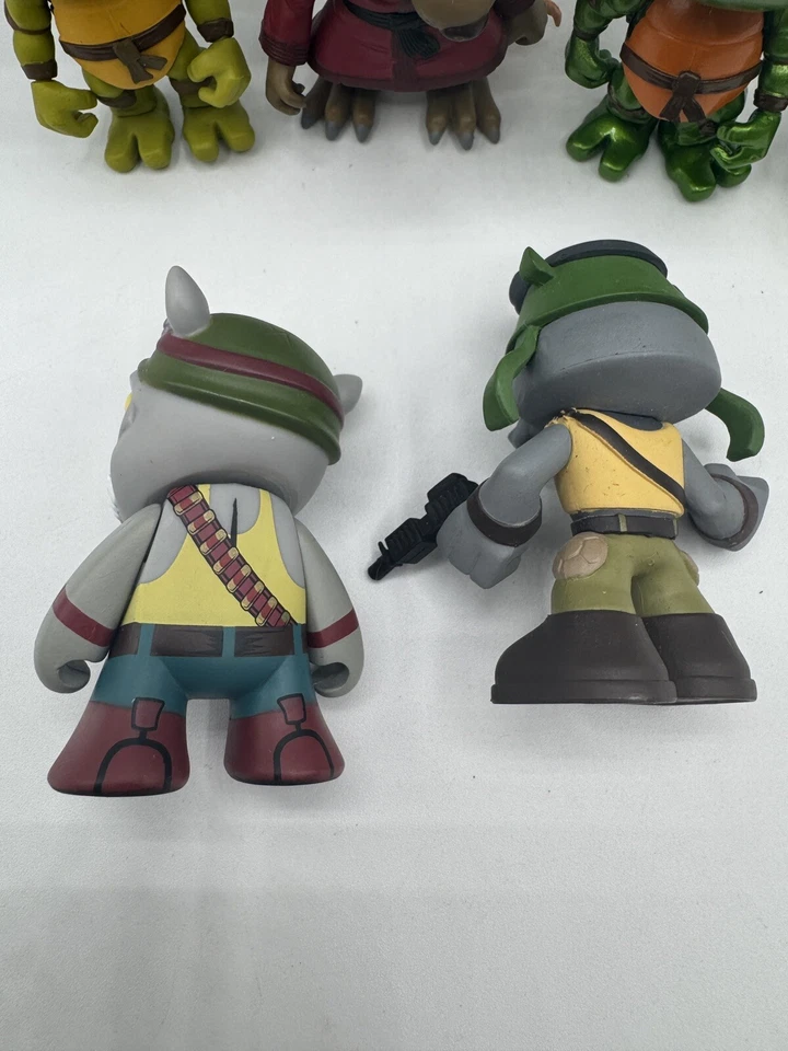 Lote de figuras Kidrobot Loyal Subjects Teenage Mutant Ninja Turtles TMNT Foto 3 de 4