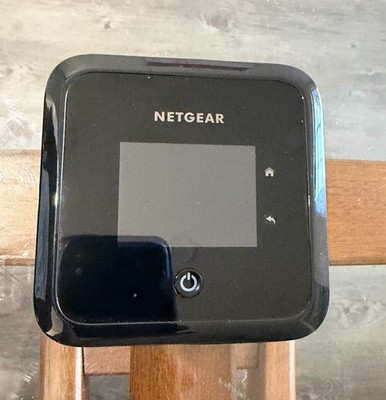 NETGEAR - Nighthawk 5G Mobile Hotspot - MR5100c - Unlocked - Wi-Fi Modem