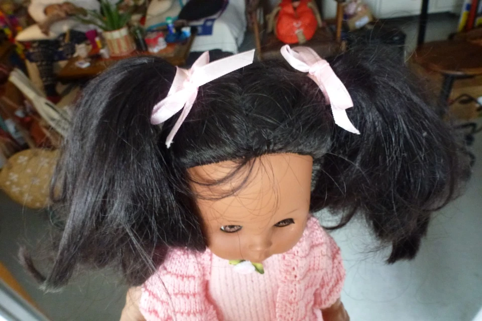 Poupée Noire Vintage 28cm - bon état, voir photos. - Photo 3/4