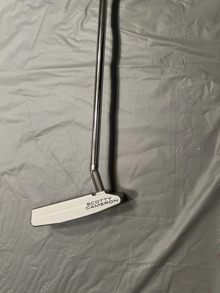 Scotty Cameron Super Select Newport 2.5+ Plus 35 Scotty Cameron Super Select Newport 2.5+ Plus 35