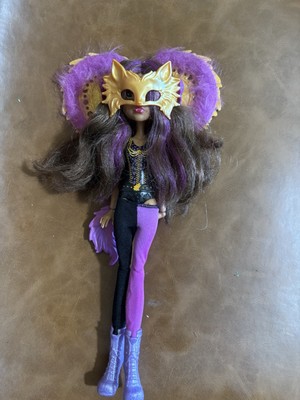 2017 Monster High Ghoul to Wolf Clawdeen 12'' Doll Transformation Purple Mask