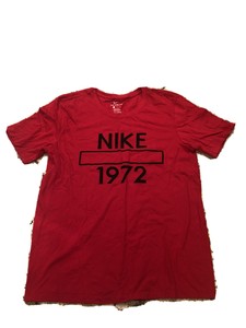 nike red shirt mens