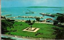 Postcard Mackinac Park Harbor Mackinaw Island Michigan Chrome Unposted