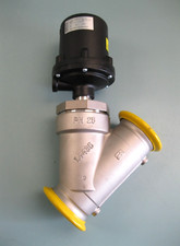 2-1/2" Gemu 554-50D9134-51-1  Pneumatic SS Angle Seat Globe Valve NEW C8