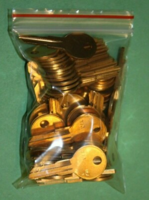 Y13 Lot of 50 KEYS Y13 O1122R YALE Key Blanks  / Brass / Made USA *Priority Mail