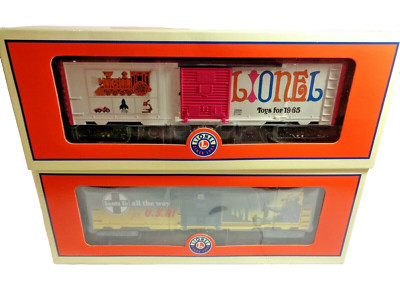 2009 Lionel 6-29965 Lionel Art Boxcar Two Pack in O scale 