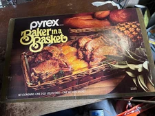 Vintage Pyrex Baker in a Basket BOX 3 Quart Bakin Dish With Woven Basket #2330