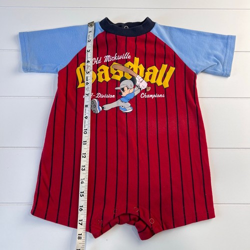 Wunderbarer World of Disney Vintage Mickey Mouse Baseball roter Strampler Gr. 24 Herren - Bild 7 von 7