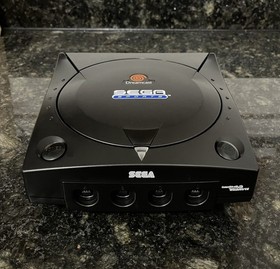 Sega Dreamcast Sports Edition with Controller, Crazy Taxi, VMU Excellent Tested